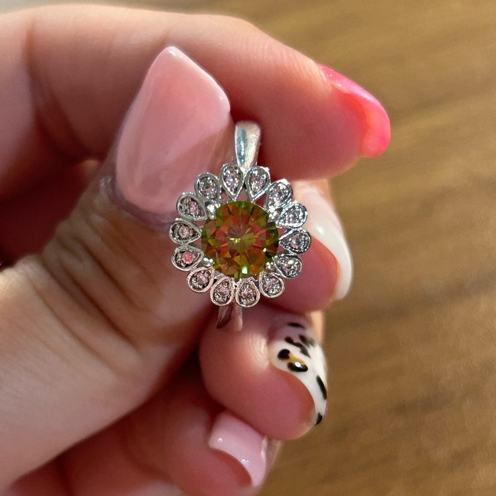 Pea Green Flower Shaped Ring
